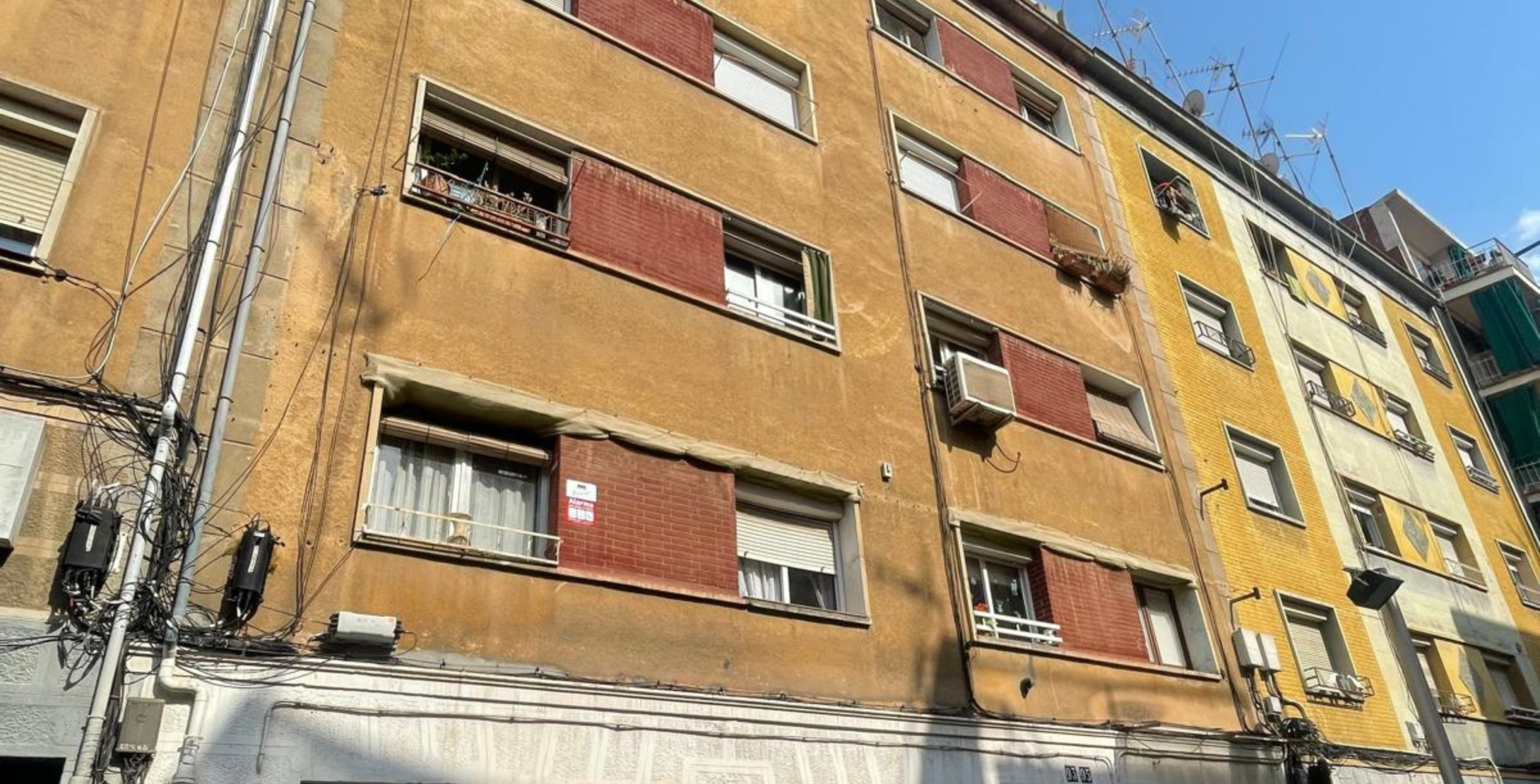 Fachada en Hospitalet de Llobregat_04