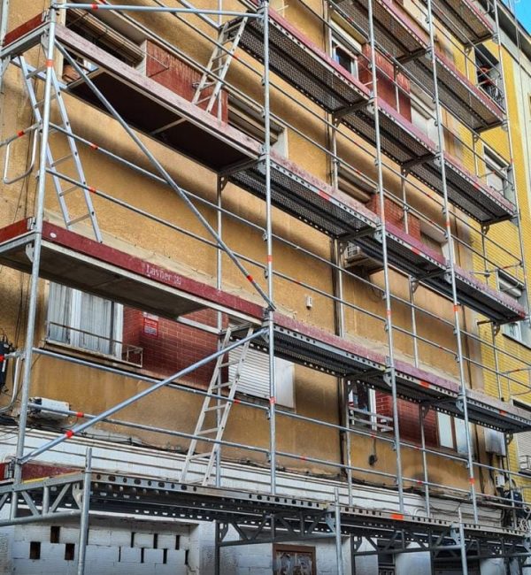 Rehabilitación de fachada en Hospitalet de Llobregat 4