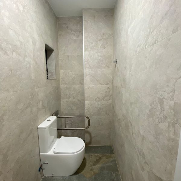 Rehabilitación baño para una vivienda accesible